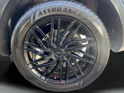 2013 Ford Explorer Sport