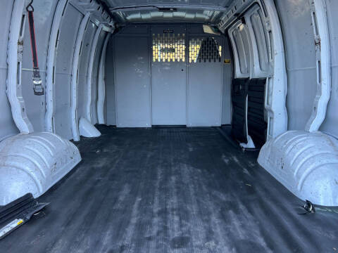 2021 Chevrolet Express 2500