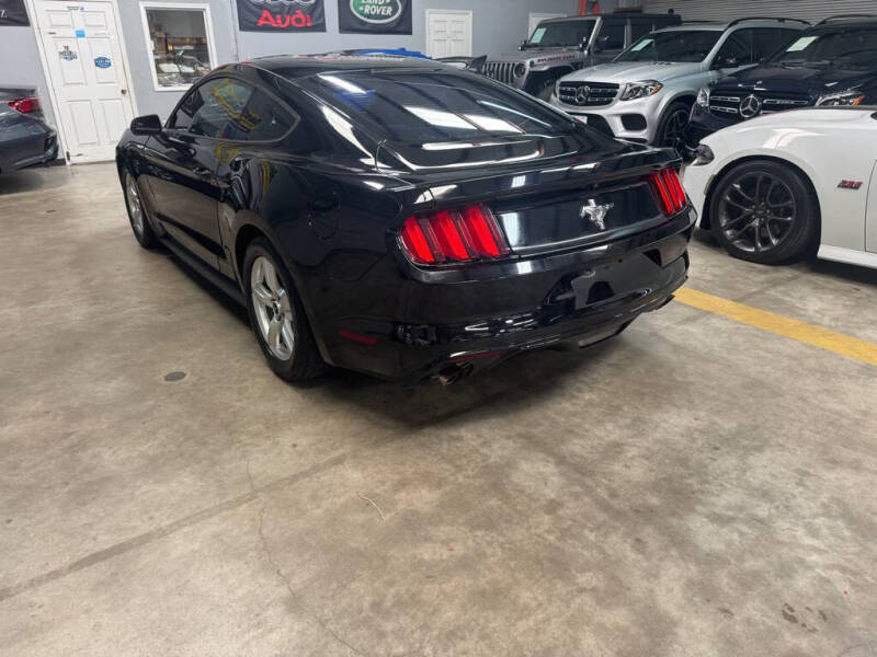 2015 Ford Mustang V6