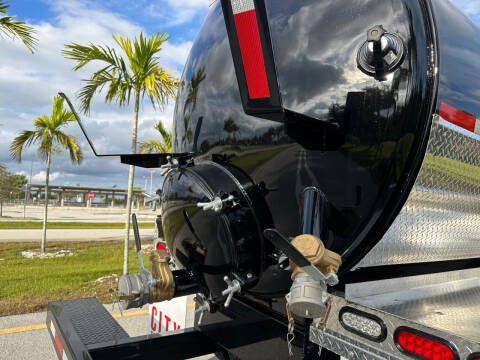 2015 Freightliner M2 106