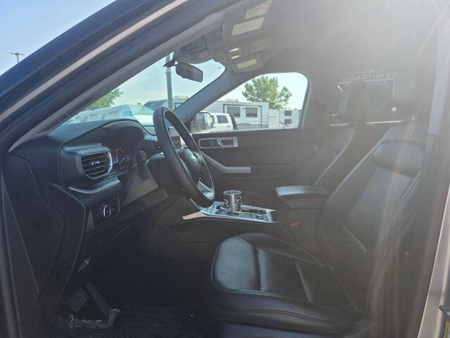 2024 Ford Explorer XLT