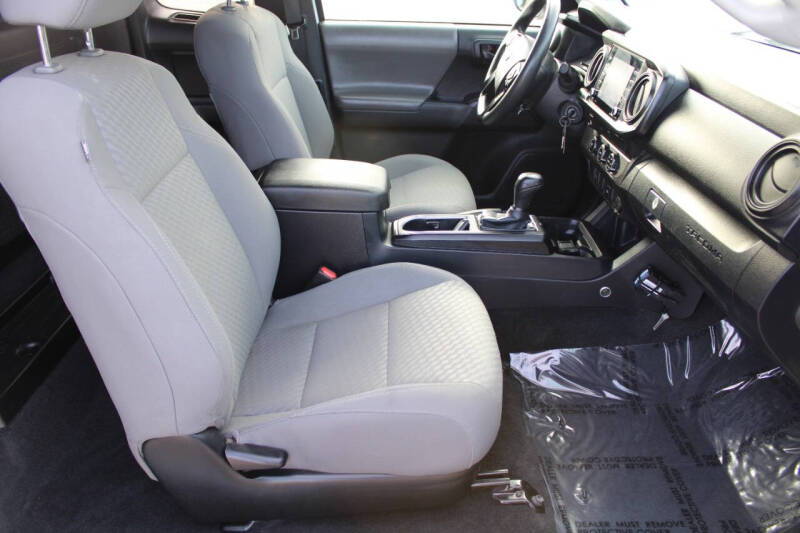 2022 Toyota Tacoma SR