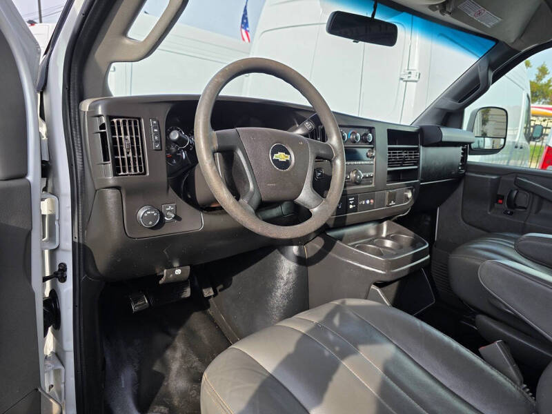 2019 Chevrolet Express 2500