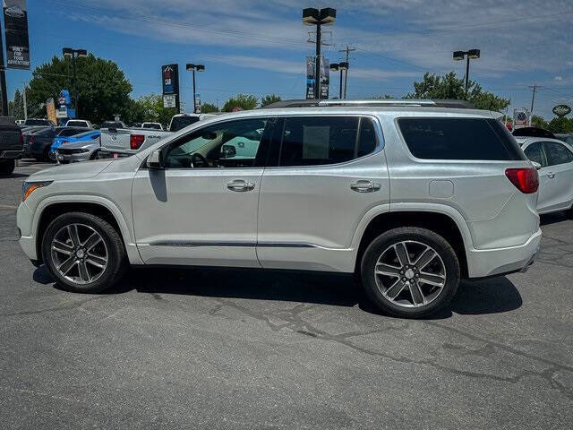 2017 GMC Acadia Denali