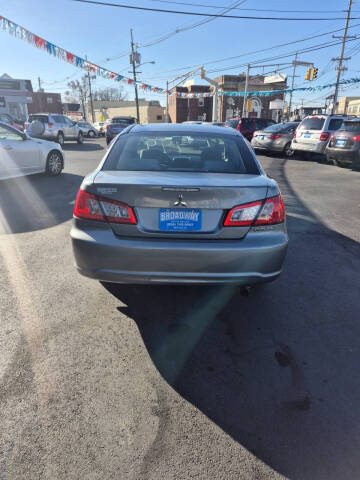 2009 Mitsubishi Galant ES