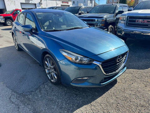 2018 Mazda MAZDA3 Touring