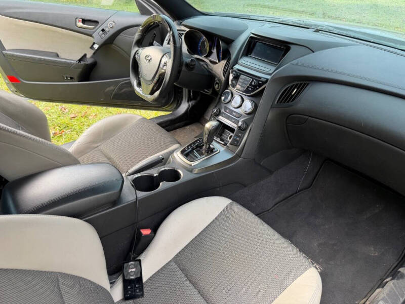 2016 Hyundai Genesis Coupe