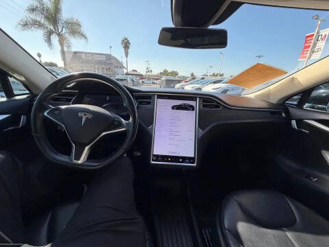 2014 Tesla Model S