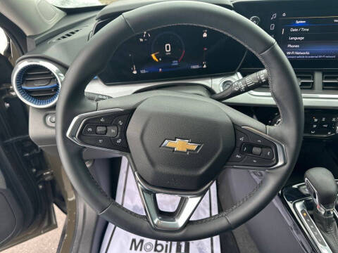 2024 Chevrolet Trax LT