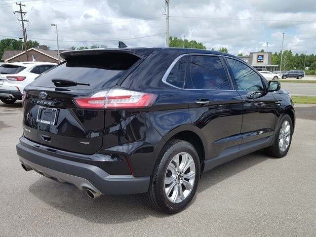 2023 Ford Edge Titanium