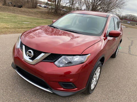 2016 Nissan Rogue for sale at Blue Tech Motors in South Saint Paul MN