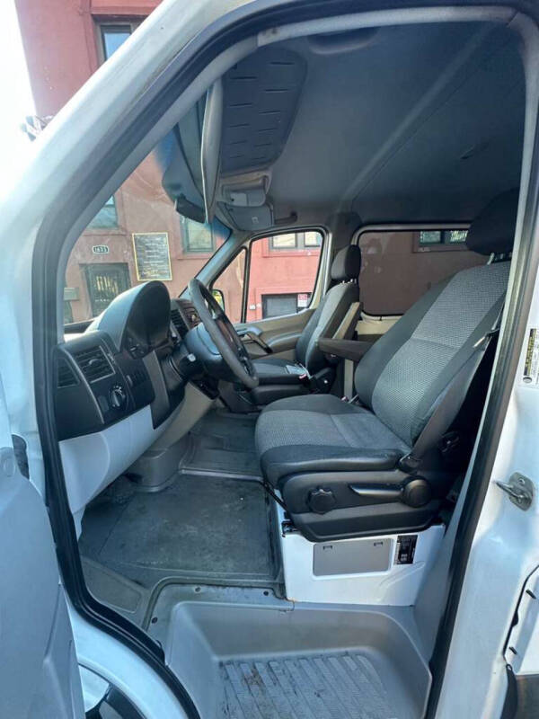 2011 Freightliner Sprinter 2500