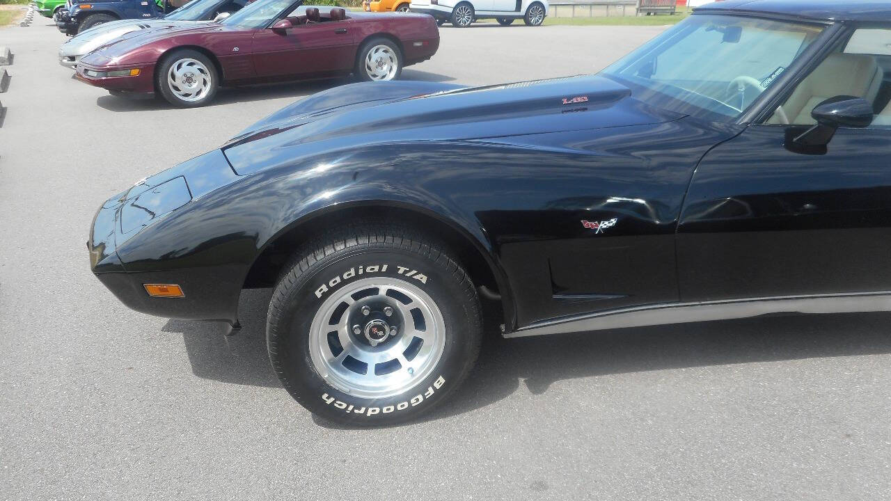 1979 Chevrolet Corvette 19