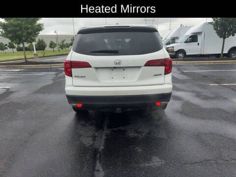 2017 Honda Pilot EX