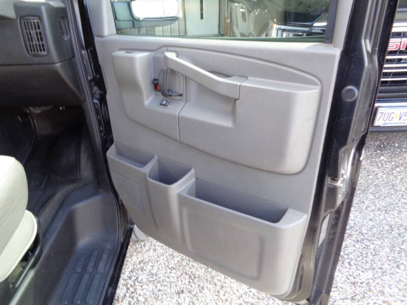 2017 Chevrolet Express LT 3500