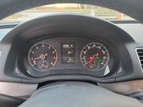 2014 Volkswagen Passat 1.8T S