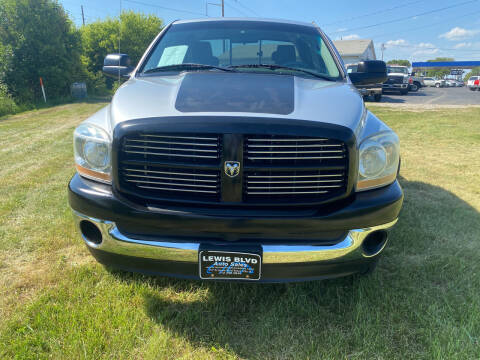 2006 Dodge Ram Pickup 1500 for sale at Lewis Blvd Auto Sales in Sioux City IA