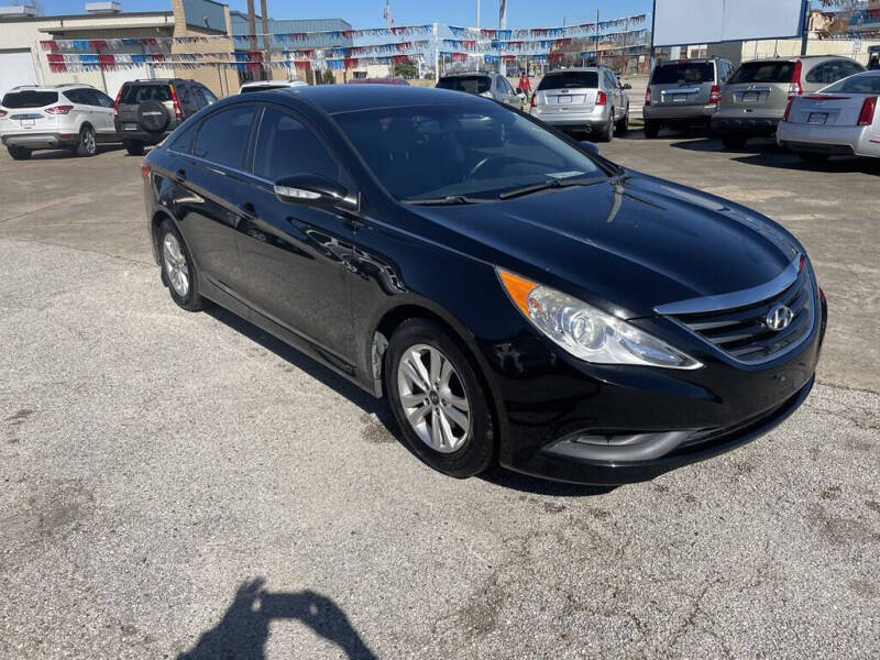 2014 Hyundai Sonata for sale at AMERICAN AUTO COMPANY in Beaumont TX