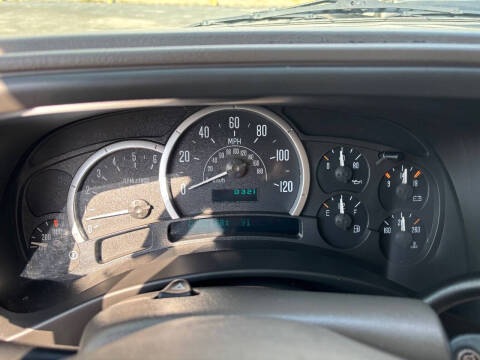 2004 Cadillac Escalade