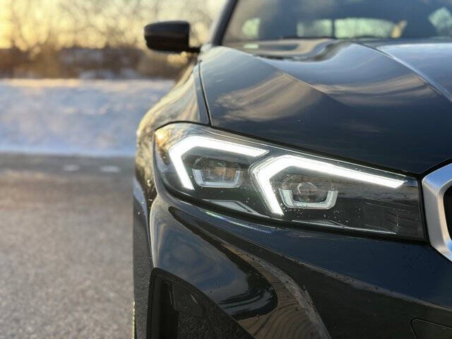 2023 BMW 3 Series 330i xDrive