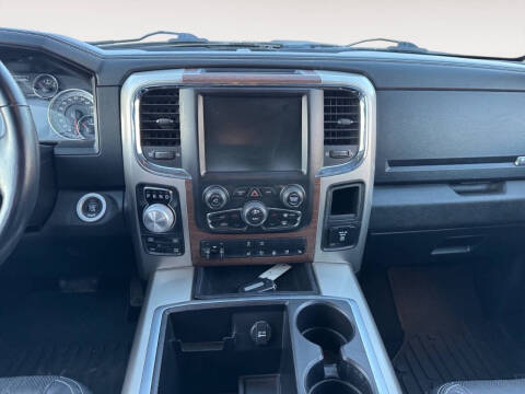 2015 RAM 1500 Laramie