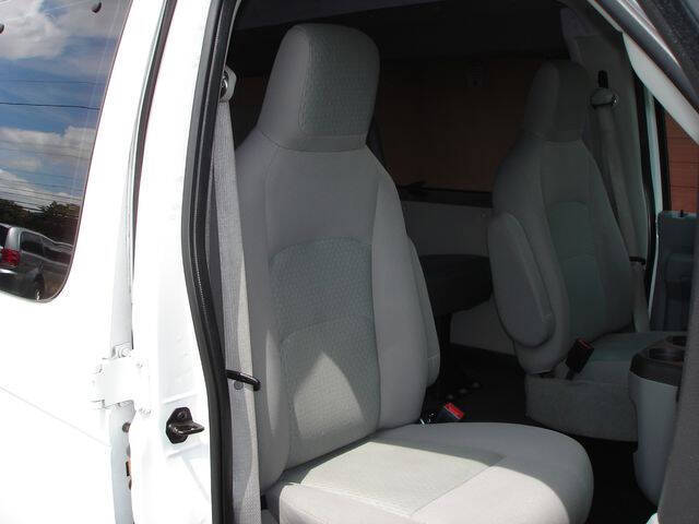2013 Ford E-Series E-150