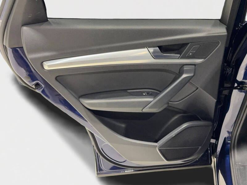 2020 Audi Q5 quattro Titanium Premium 45 TFSI