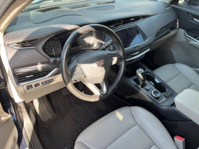 2019 Cadillac XT4 Premium Luxury