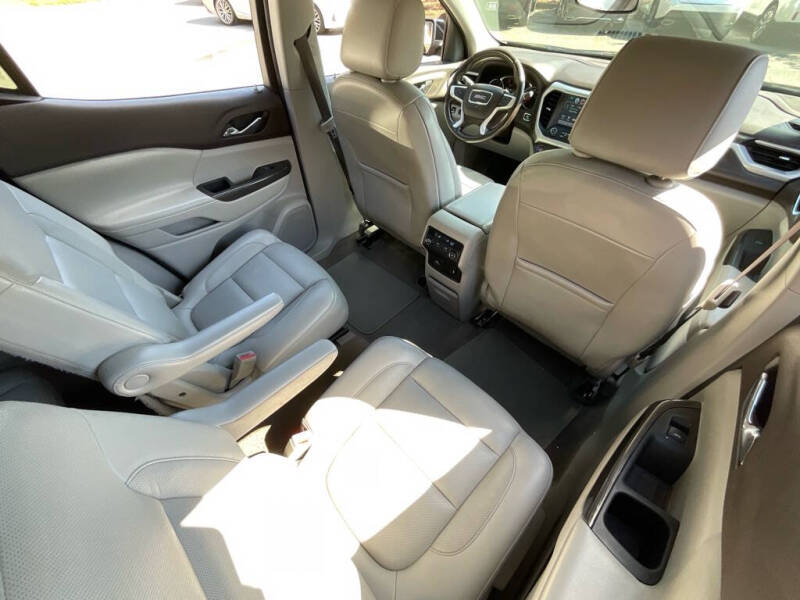 2017 GMC Acadia SLT-1