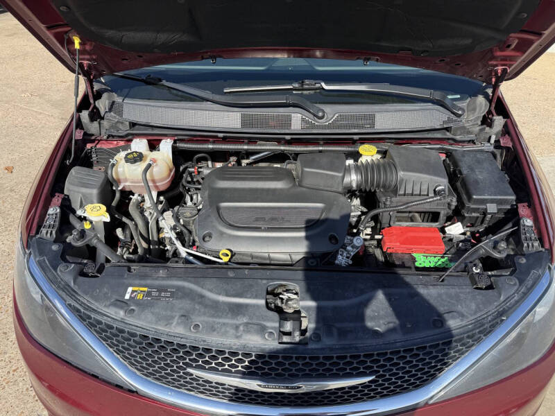 2021 Chrysler Voyager LXi