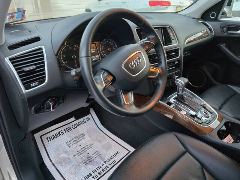 2017 Audi Q5 2.0T quattro Premium Plus