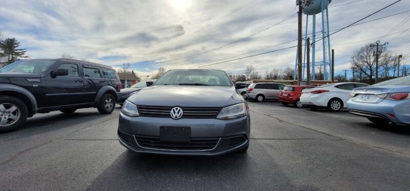 2014 Volkswagen Jetta for sale at Gear Motors in Amelia OH