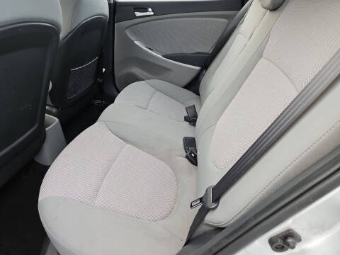 2013 Hyundai Accent GLS