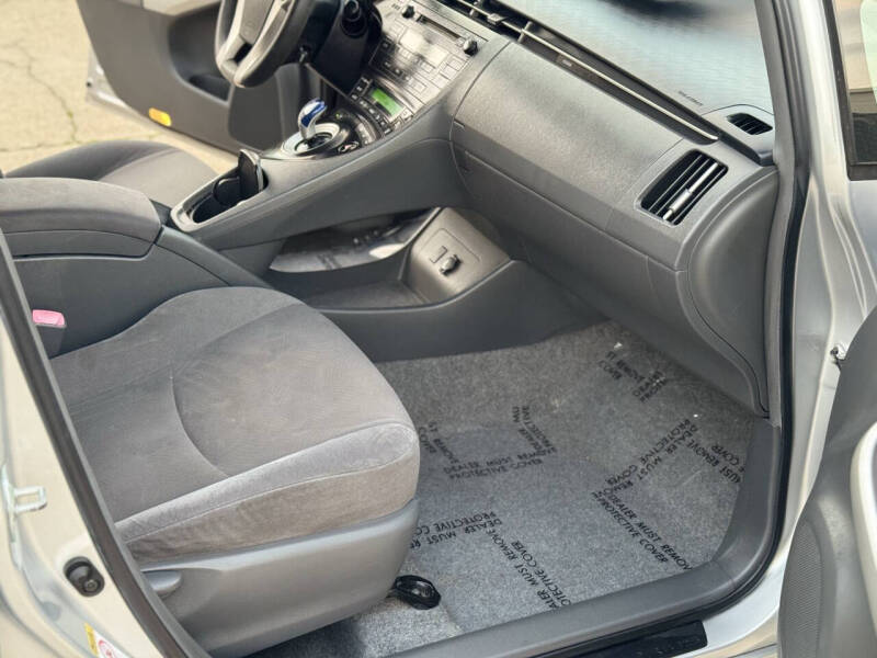 2011 Toyota Prius One