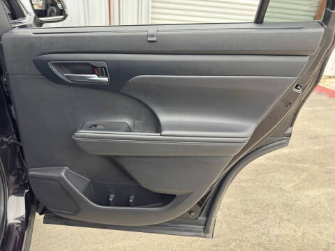 2020 Toyota Highlander Hybrid XLE