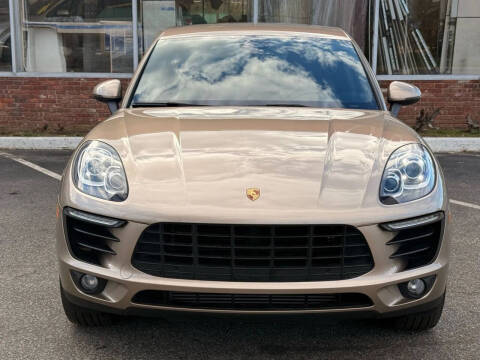 2017 Porsche Macan