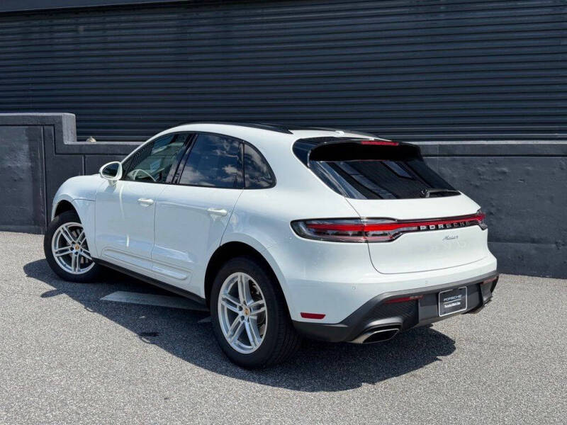 2026 Porsche Macan