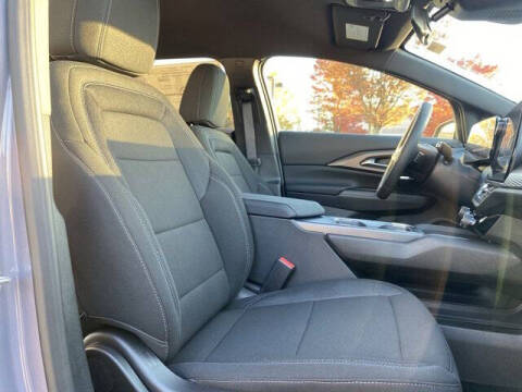 2026 Chevrolet Equinox EV LT 1