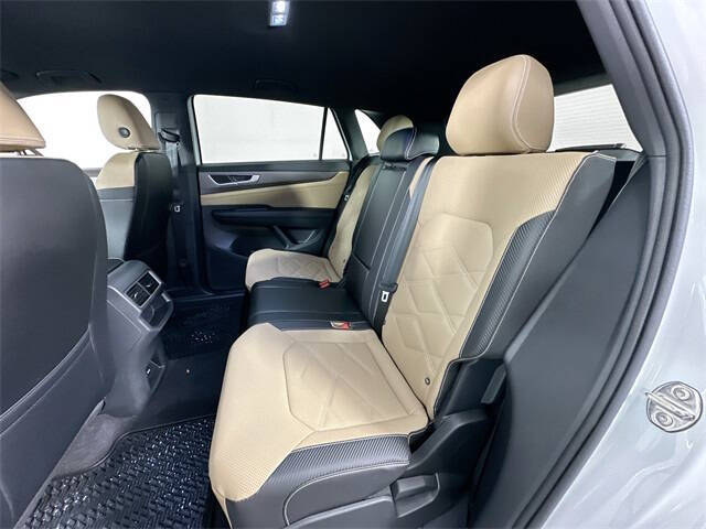 2024 Volkswagen Atlas Cross Sport SE 4Motion