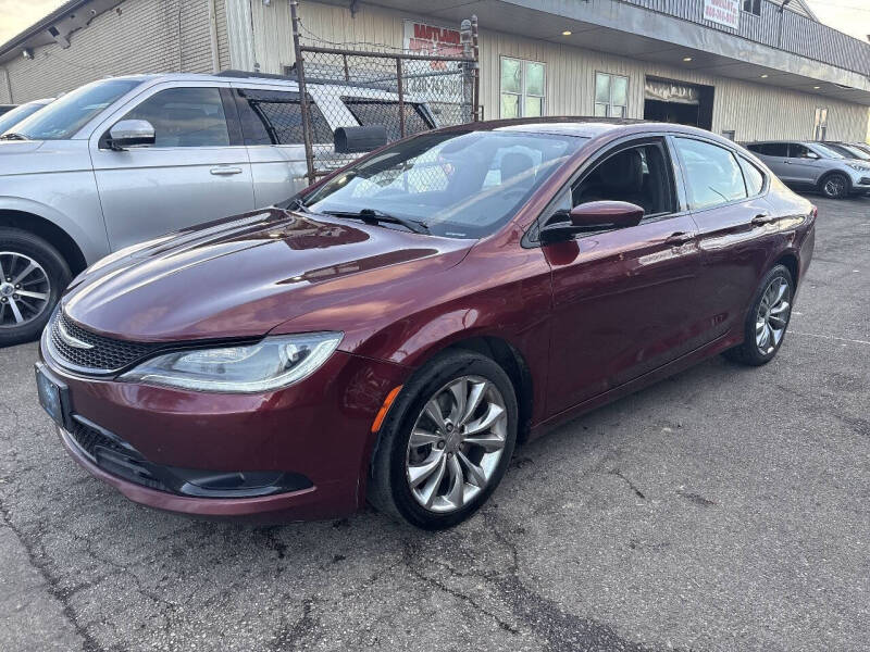 2015 Chrysler 200 S