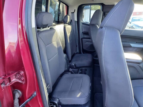 2017 Chevrolet Colorado LT