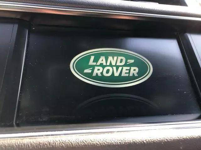 2016 Land Rover Range Rover Sport HSE photo 2