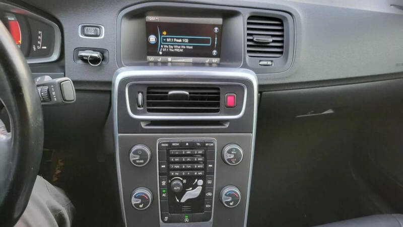 2015 Volvo S60 T5 Drive-E Premier