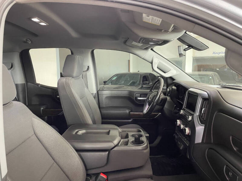 2020 GMC Sierra 1500 SLE