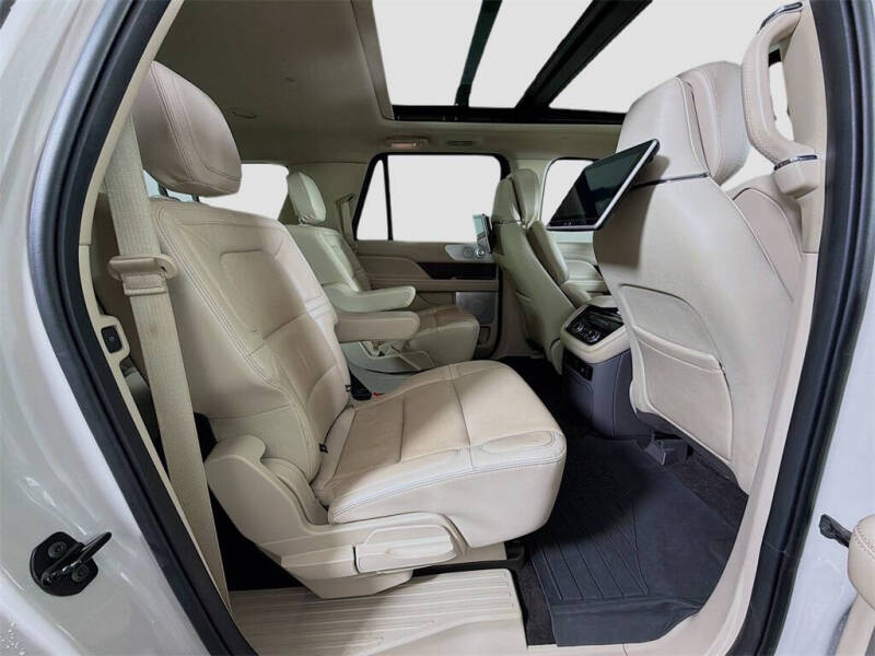 2021 Lincoln Navigator L Reserve
