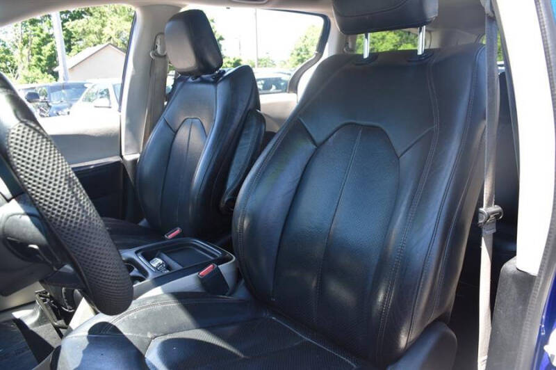2018 Chrysler Pacifica Touring L