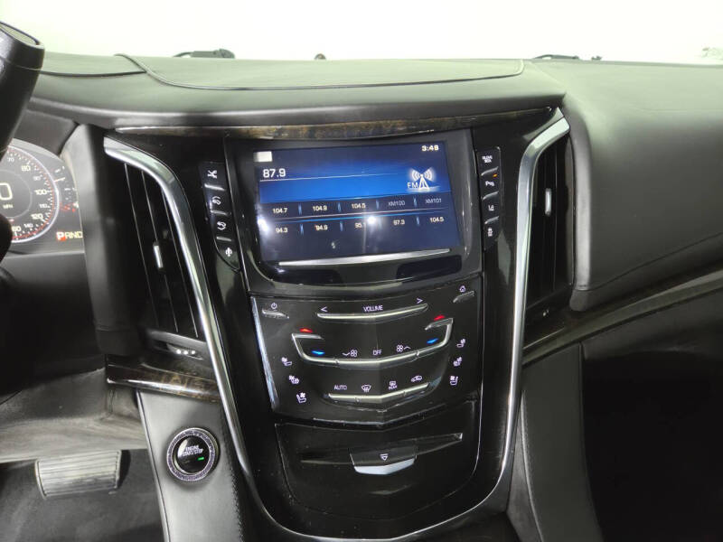 2015 Cadillac Escalade Platinum
