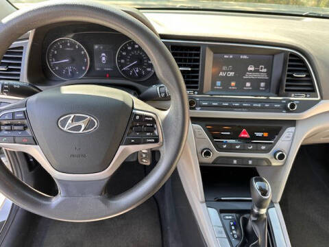 2018 Hyundai Elantra