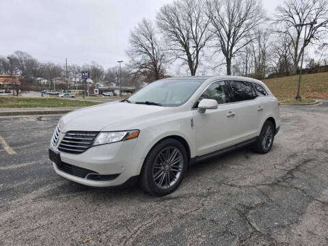 2019 Lincoln MKT Reserve