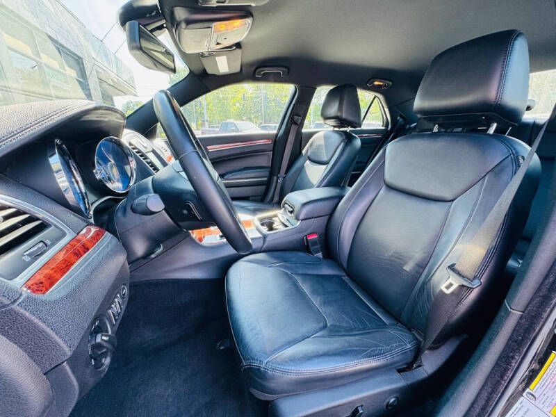 2014 Chrysler 300